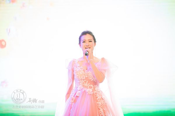 简谱大地飞歌_大地飞歌简谱歌谱(3)