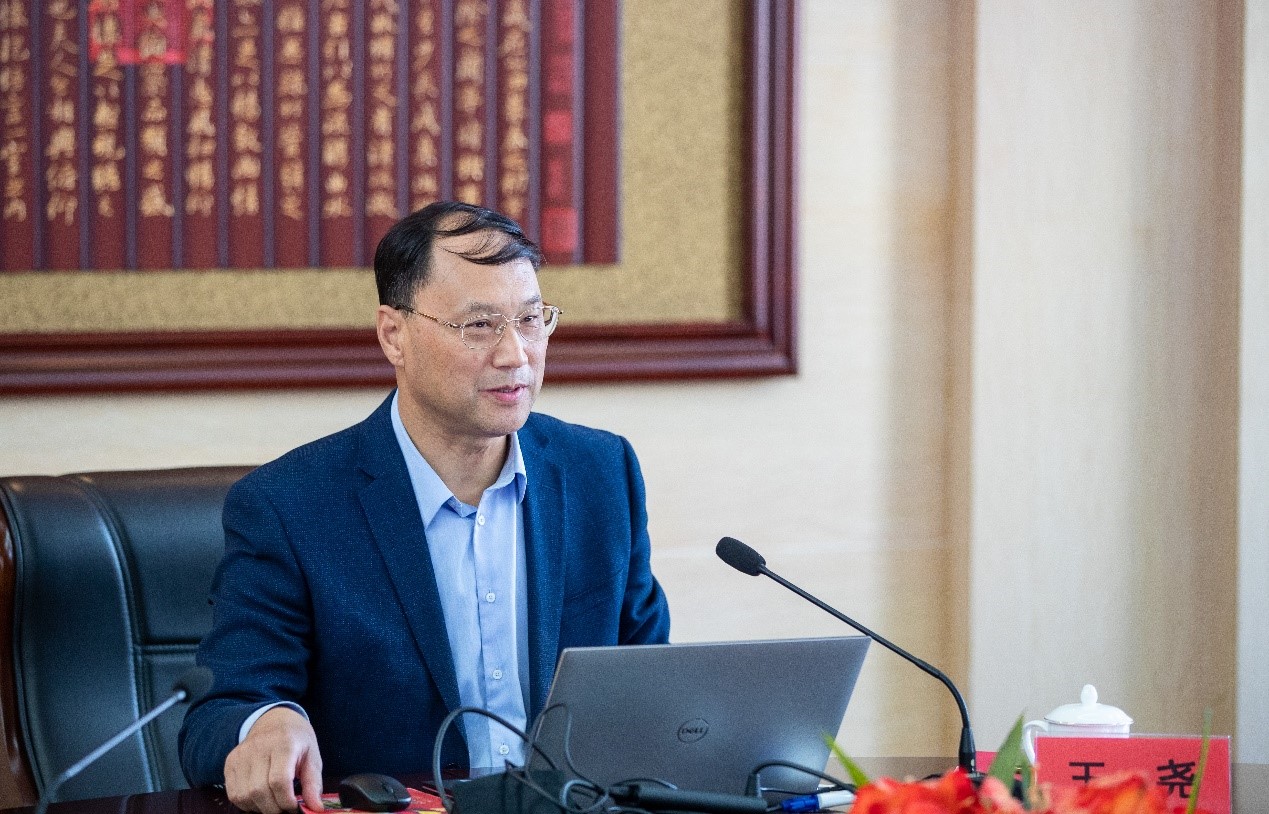 南京信息工程大学党委副书记,副校长王尧教授