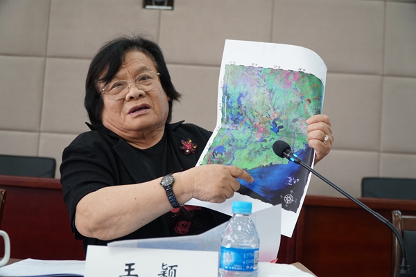 原南京军区司令员朱文泉上将提出五项主张省海洋与渔业局汤建鸣局长