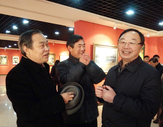 校领导参观展览 校领导参观展览