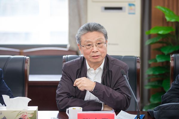 省教育系统关工委张志民副秘书长张志民充分肯定我校关工委工作