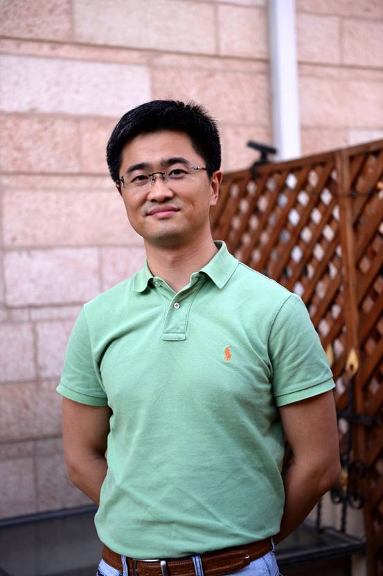 钱卫波,2001届营销专业优秀毕业生,百联自动机械有限公司总裁