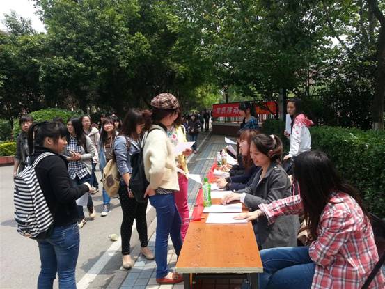 2013年导游培训班火热报名中