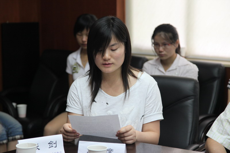 受助学生代表发言