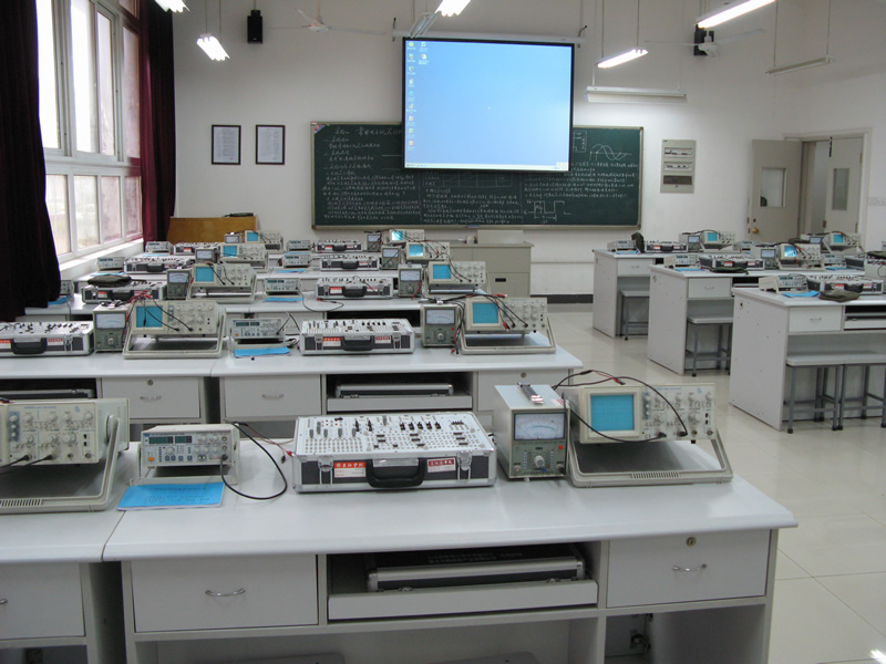 电子技术实验室